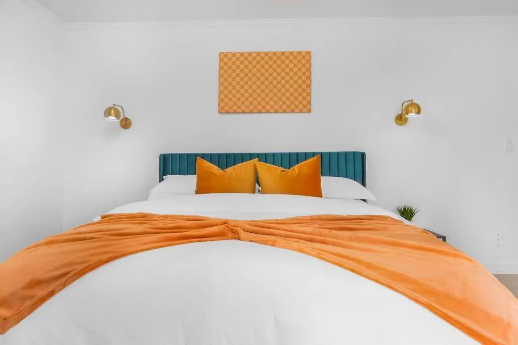 5Bd Vibrant Haven: Basketball - 10Mins To Airport Charlotte 0*,  United States