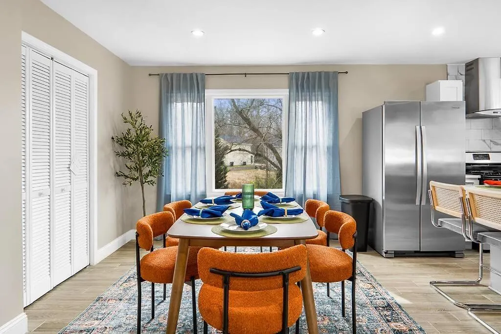 5Bd Vibrant Haven: Basketball - 10Mins To Airport Charlotte United States